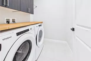 38707 Finn Clover Ln, Zephyrhills, FL 33540 - Photo 23