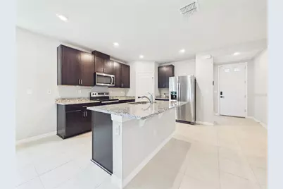 38707 Finn Clover Lane, Zephyrhills, FL 33540 - Photo 7