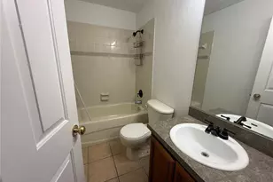 201 Drawbridge Ln, Valrico, FL 33594 - Photo 7