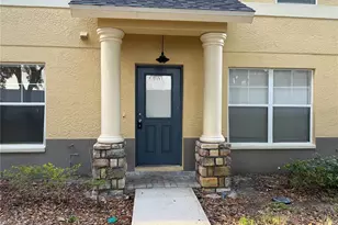 201 Drawbridge Ln, Valrico, FL 33594 - Photo 1