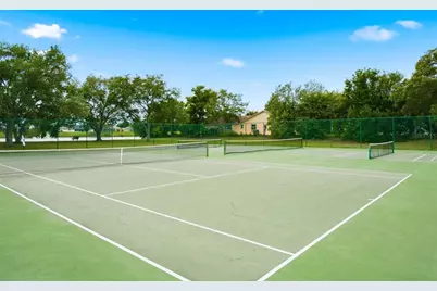 1011 Ridge Drive, Palm Harbor, FL 34683 - Photo 45