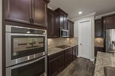 19099 Long Lake Ranch Boulevard, Lutz, FL 33558 - Photo 15