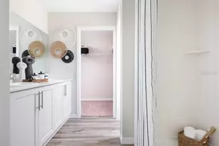 36651 Sagemoor Dr, Zephyrhills, FL 33541 - Photo 7