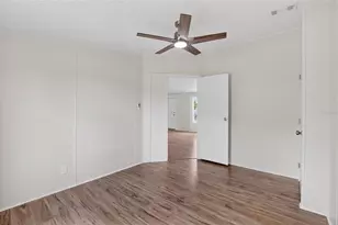 9150 Wood Terrace Dr, Tampa, FL 33637 - Photo 33