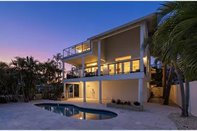 8485 Blind Pass Drive, Treasure Island, FL 33706 - Photo 3