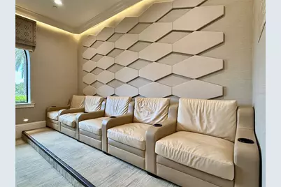 30351 Tristania Court, Wesley Chapel, FL 33543 - Photo 89