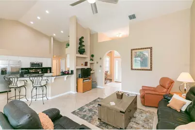 3516 Shadowood Drive, Valrico, FL 33596 - Photo 9