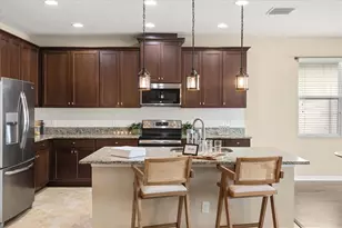 11450 Amapola Bloom Ct, Riverview, FL 33579 - Photo 9