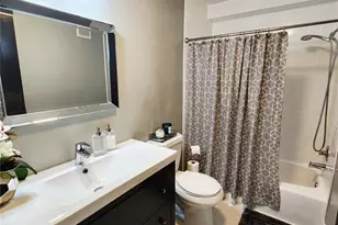 4651 1st St NE, Saint Petersburg, FL 33702 - Photo 15