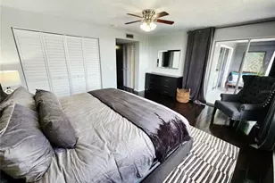 4651 1st St NE, Saint Petersburg, FL 33702 - Photo 11