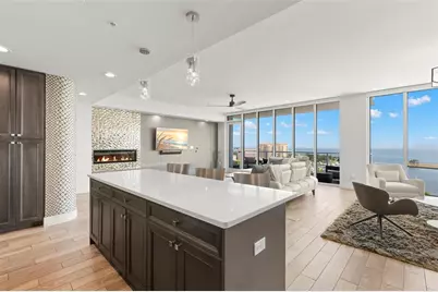 176 4th Avenue NE #1102, Saint Petersburg, FL 33701 - Photo 3