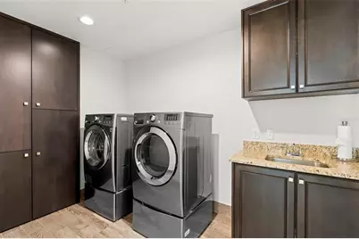 176 4th Avenue NE #1102, Saint Petersburg, FL 33701 - Photo 37