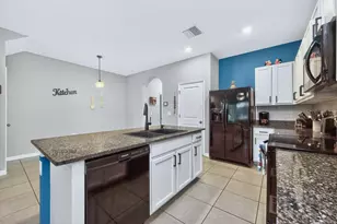 2914 Suncoast Blend Dr, Odessa, FL 33556 - Photo 9