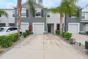 2914 Suncoast Blend Dr, Odessa, FL 33556 - Photo 1