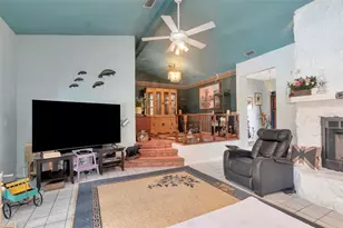 220 Normandy Cir W, Palm Harbor, FL 34683 - Photo 15
