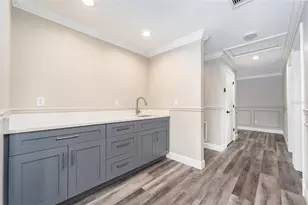 8717 Driftwood Dr, Tampa, FL 33615 - Photo 37