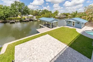 8717 Driftwood Dr, Tampa, FL 33615 - Photo 79