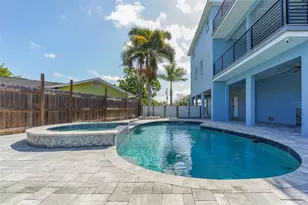 8717 Driftwood Dr, Tampa, FL 33615 - Photo 5