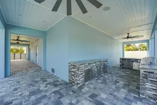 8717 Driftwood Dr, Tampa, FL 33615 - Photo 57