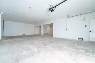 8717 Driftwood Dr, Tampa, FL 33615 - Photo 71