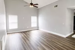 7938 Ashley Pointe Dr, Lakeland, FL 33810 - Photo 7