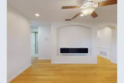 6642 27th Street N, Saint Petersburg, FL 33702 - Photo 17