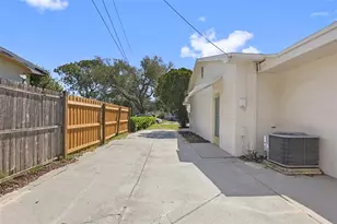 1700 63rd St N, Saint Petersburg, FL 33710 - Photo 29
