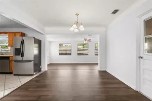 1700 63rd St N, Saint Petersburg, FL 33710 - Photo 5