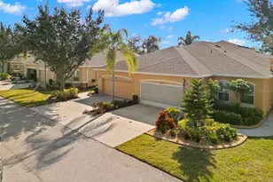 2346 Oakley Green Dr, Sun City Center, FL 33573 - Photo 43