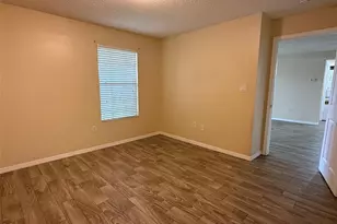 221 Lake Brook Cir, Brandon, FL 33511 - Photo 17