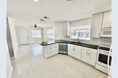 2035 36th Avenue N, Saint Petersburg, FL 33713 - Photo 7