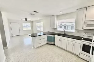 2035 36th Ave N, Saint Petersburg, FL 33713 - Photo 7