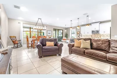 21827 Billowy Jaunt Drive, Land O Lakes, FL 34637 - Photo 5