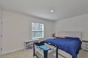 3225 Pleasant Willow Ct, Brandon, FL 33511 - Photo 13