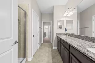 10153 Newminster Loop, Ruskin, FL 33573 - Photo 9