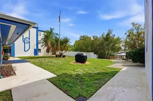 350 79th Ave N, Saint Petersburg, FL 33702 - Photo 23