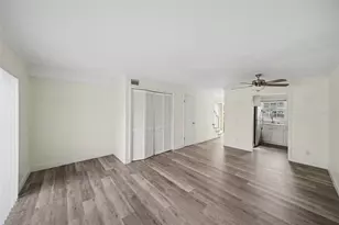 13708 Orange Sunset Dr, Tampa, FL 33618 - Photo 21