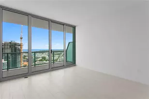 400 Central Ave, Saint Petersburg, FL 33701 - Photo 27