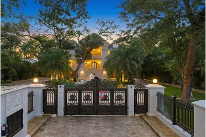 2000 Park Street N, Saint Petersburg, FL 33710 - Photo 9