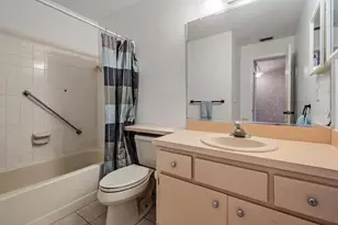 274 Buckingham Pl, Palm Harbor, FL 34684 - Photo 31