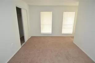 5004 Castile Pl, Tampa, FL 33617 - Photo 43