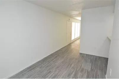 5004 Castile Place #463, Tampa, FL 33617 - Photo 23