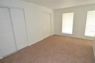 5004 Castile Pl, Tampa, FL 33617 - Photo 45