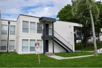 5004 Castile Place #463, Tampa, FL 33617 - Photo 1