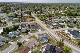 9405 Gableton Ln, Port Richey, FL 34668 - Photo 37