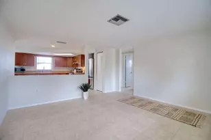 9405 Gableton Ln, Port Richey, FL 34668 - Photo 7