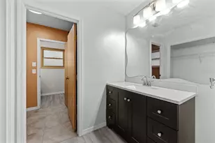 1550 Chateau Wood Dr, Clearwater, FL 33764 - Photo 19