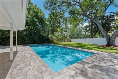 1550 Chateau Wood Drive, Clearwater, FL 33764 - Photo 33