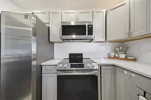 720 Locust St, Tarpon Springs, FL 34689 - Photo 11