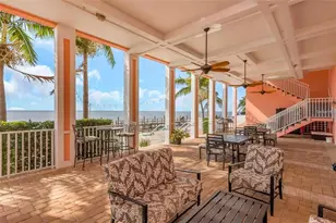 213 Sea Horse Dr SE, Saint Petersburg, FL 33705 - Photo 73